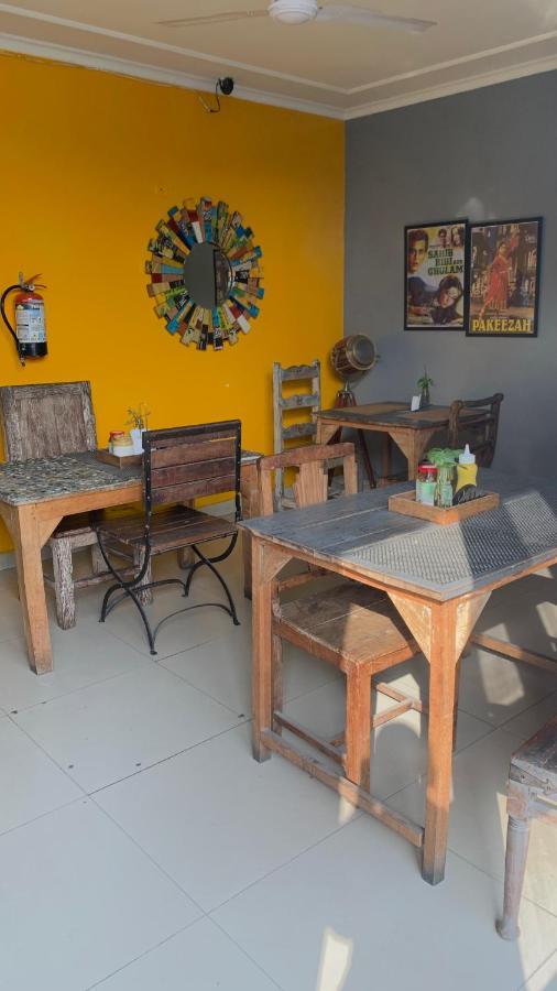 Bed And Chai - Boutique & Tours Guest house New Delhi